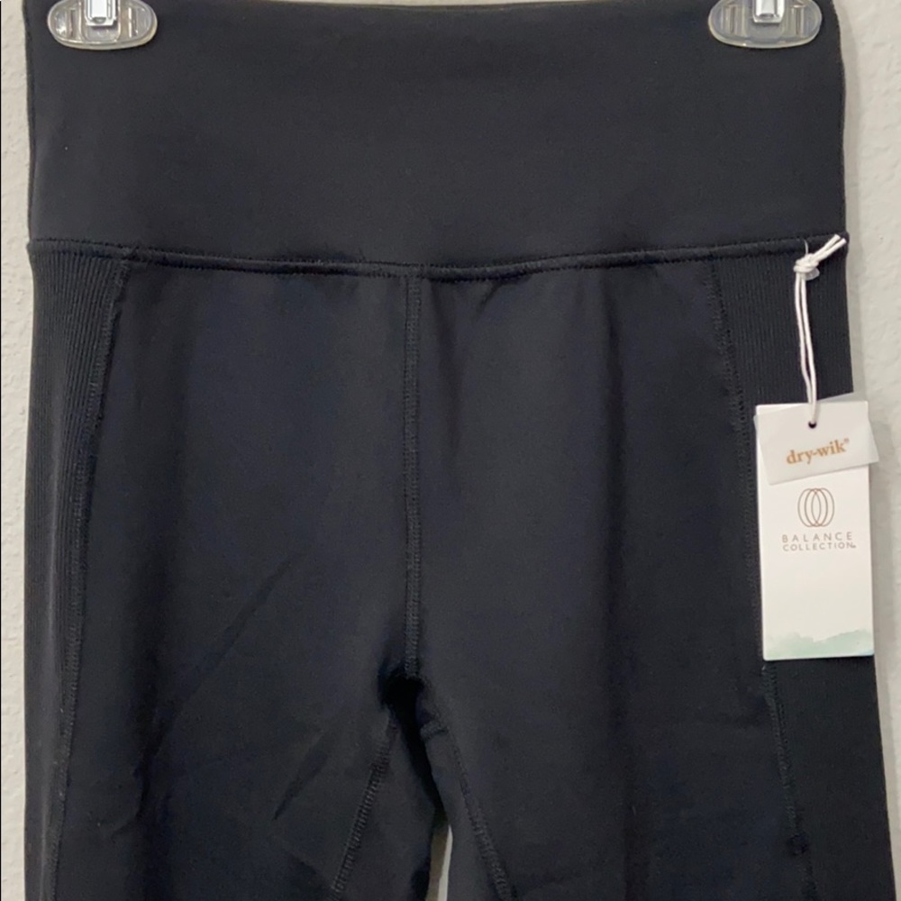 Balance Collection Dry-wik leggings